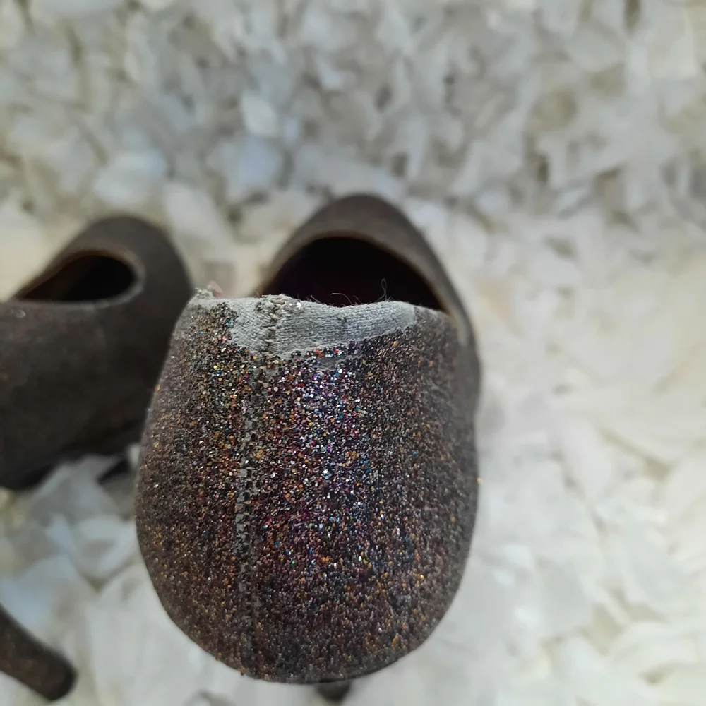 Madden Girl Atonee Multicolor Glitter Sparkle Pumps Retro Y2K Heels Size 7.5